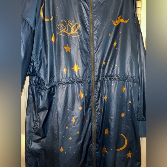 Disney Aladdin - Princess Jasmine- Hooded Jacket For Women - Picture 5 of 16